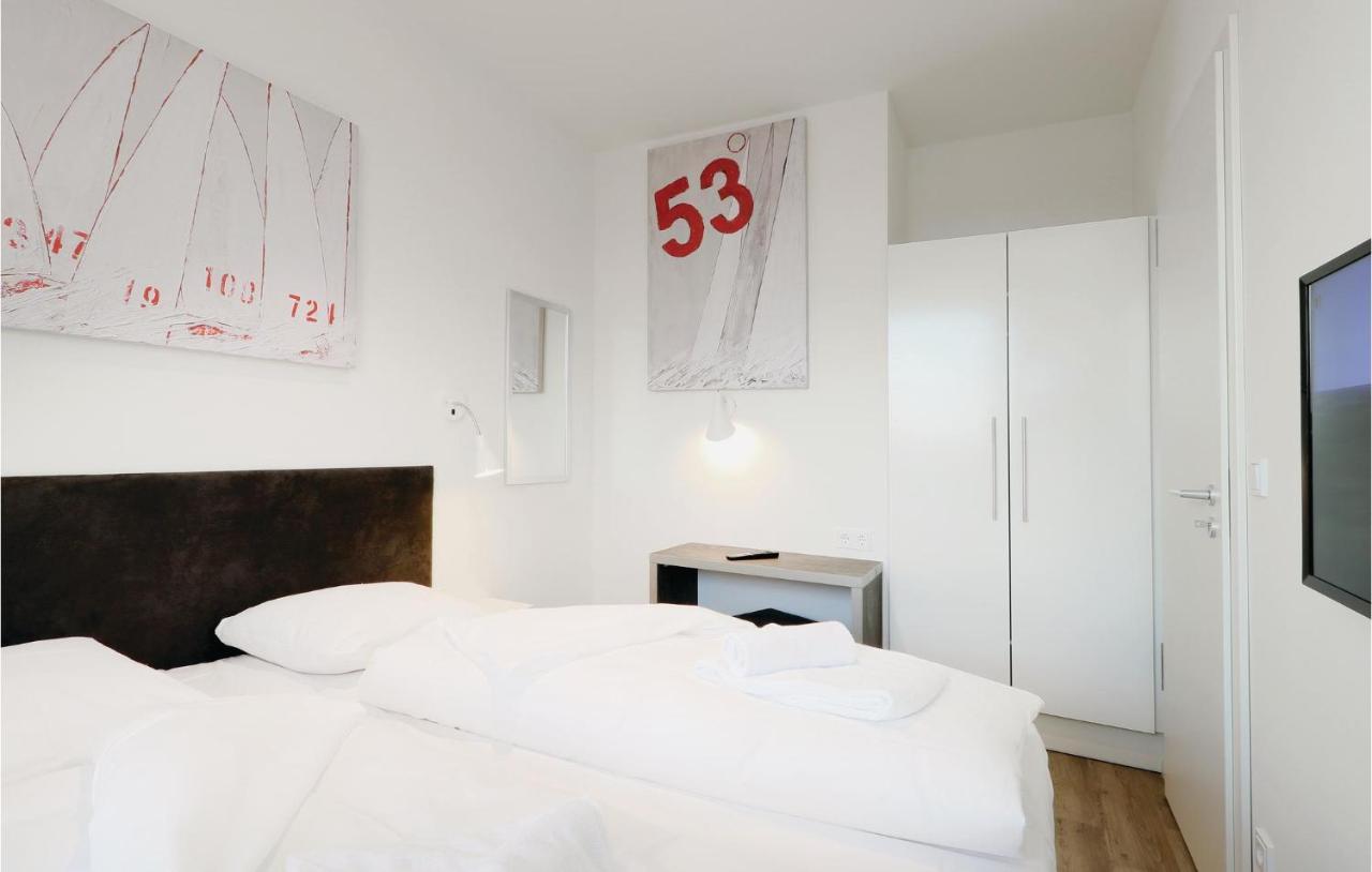Lovely Apartment In Luebeck Travemuende With Sauna Екстериор снимка